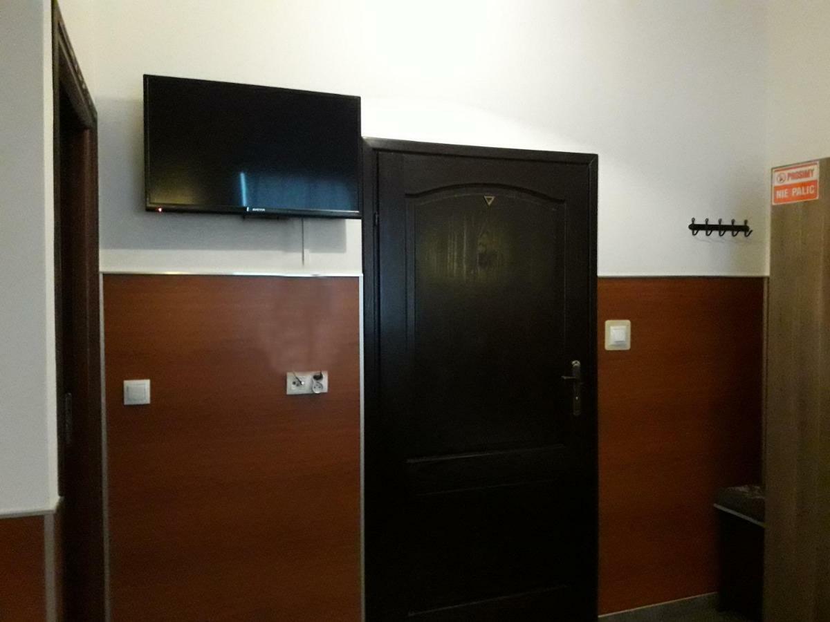 Pokoje Goscinne Z Lazienkami Przy Wroclawiu, Darmowy Parking Długotęka Exterior foto